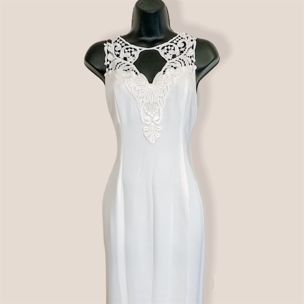 Vintage 1980s Wedding Dress - Picture 9 of 16